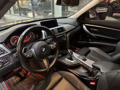 BMW 330i Sport Line