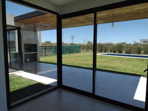 Imagen 17 de 20 de Casa - Araucarias