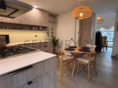 Departamento Duplex En Arriendo, 3d-3b 2 Est , Lo Barnechea