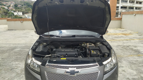 Imagen 6 de 11 de Chevrolet Cruze