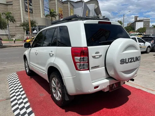 Suzuki Grand Vitara SZ 2.4 MT 4X2