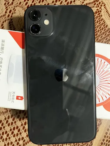 Apple iPhone 11 (128 Gb) - Negro Batería En 86% (Usado)