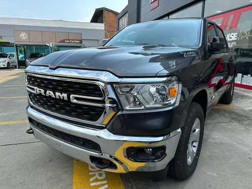 Ram 1500 Dt Hibrida 2023 Con Techo Panoramico 4x4