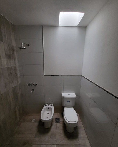 Imagen 15 de 23 de La Calandria, Duplex De 3 Dormitorios, Patio Con Pileta, 3 Baños, Escritorio