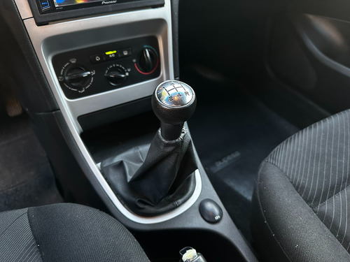 Peugeot 307 2.0 Sedan Hdi Xs 110cv