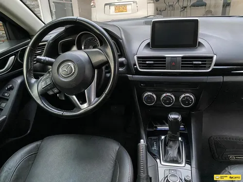Mazda 3 2.0 Touring