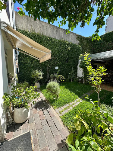 Venta Casa Remodelada De Tres Dormitorios Con Garaje