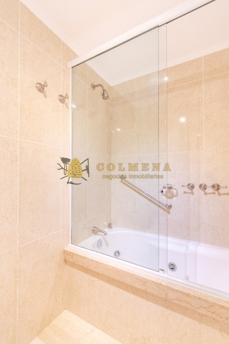 Apartamento De Tres Dormitorios Y Servicio En Venta Le Jardin- Ref: 4042