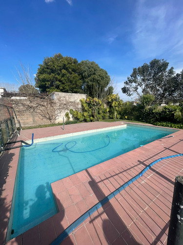 Dos Padrones En Venta Sobre Calle Abrevadero