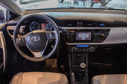 Imagen 14 de 15 de Toyota Corolla Xei Pack 1.8n 134.000km 2016 Gris