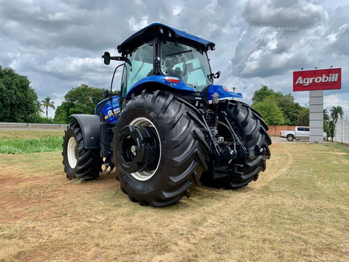 Imagem 4 de 12 de Trator New Holland T7240 4×4 Ano 2021 Com 670 Horas Seminovo