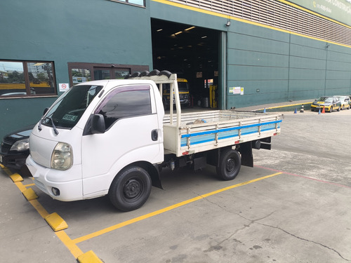Kia Bongo 2.5 Std 4x2 Rs Turbo C/ Carroceria 2p
