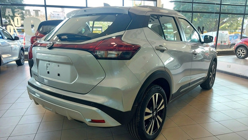 Imagen 3 de 7 de Nissan Kicks Advance Cvt