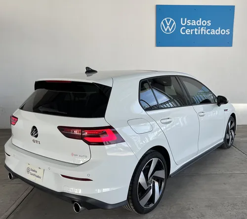 Volkswagen Golf 2024