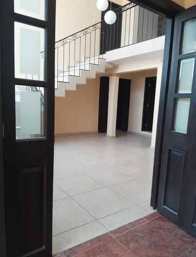 Renta Oficinas Los Pirules Tlalnepantla, Muy Bien Ubicadas