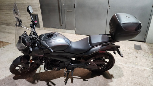 Imagen 2 de 4 de Bajaj Dominar D400 Ug Fin 2020 - 16000km C/baul Y Parabrisas
