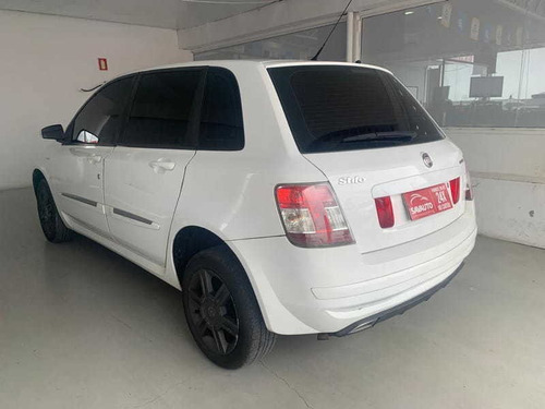 Imagem 6 de 10 de Fiat Stilo Attractive Dualogic _4p_ 2011