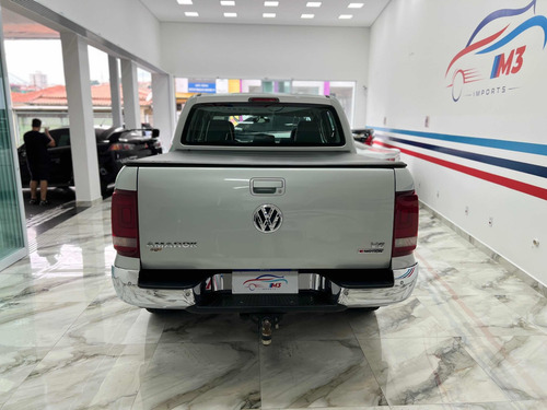 Imagem 2 de 6 de Volkswagen Amarok 3.0 Highline Cab. Dupla V6 4x4 Aut. 4p