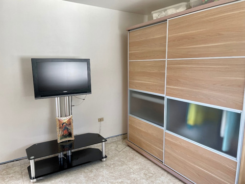 Imagen 10 de 12 de Se Vende Apto El Marques 3 H, 3 B, 1 Pto, Remodelado