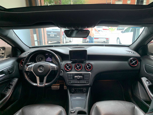Imagen 20 de 25 de Mercedes-benz Clase A 2014 2.0 A 250 At Sport B.efficiency