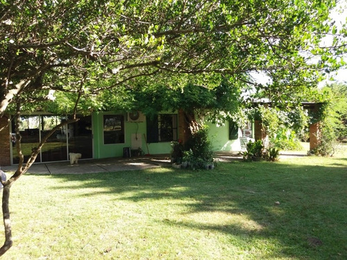 Casa De Campo Con Piscina Climatizada Y Cerrada