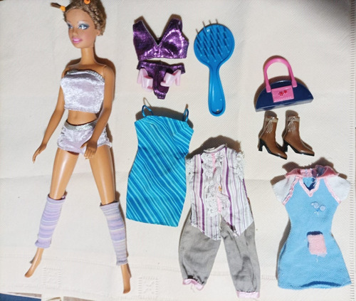 Barbie  Original  (usada) Ropa De Todo Tipo