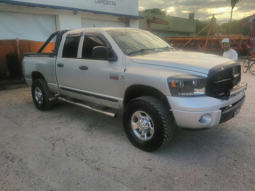 Dodge Ram 2010 5.9 2500 Laramie Quadcab 4x4