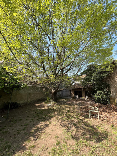 Belgrano 544, Lomas De Zamora Este Chalet 3 Drms, 2 Plantas Cochera Pasante - Amplio Lote