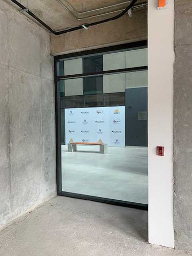 Local Comercial De 45 M2 Edificio Vanguardia (103793)