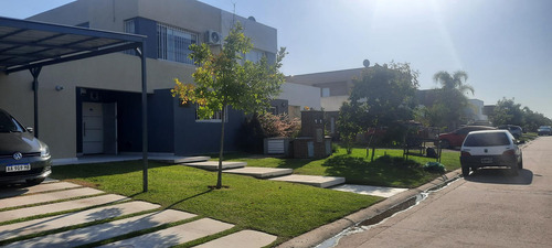Imagen 19 de 30 de Casa En Venta Villanueva Casas De Santa Maria 3 Dormitorios Pileta Jardin Galeria Parrilla
