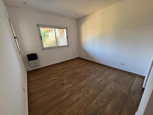 Imagen 10 de 16 de Casa - Solares Del Jagüel