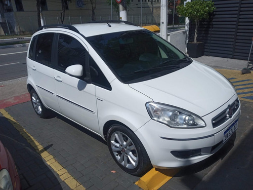 Imagem 4 de 5 de Fiat Idea 2014 1.6 16v Essence Flex Dualogic 5p