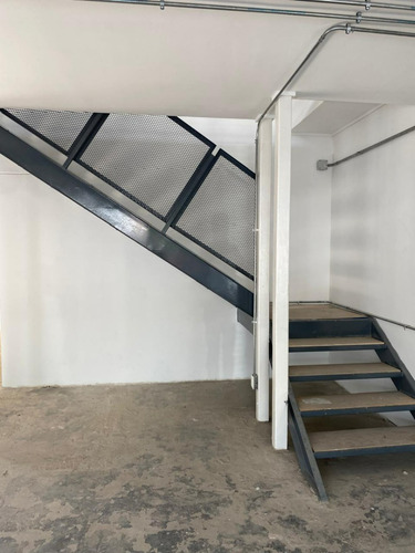 Excelente Local En Arriendo 2 Oriente Entre 12 Y 13 Norte.