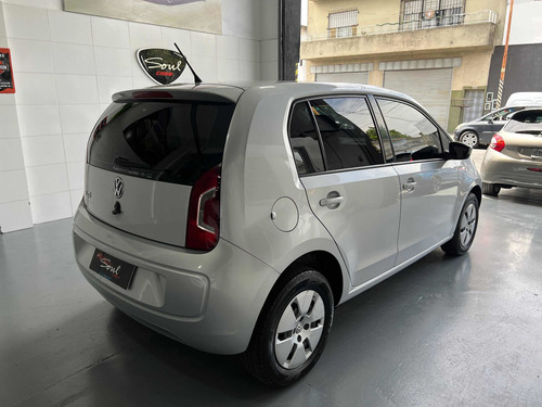 Imagen 4 de 13 de Volkswagen Up! 2015 1.0 Move Up! 75cv 5 P