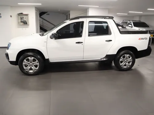 Renault Duster Oroch Zen Turbo Mecanico 2023