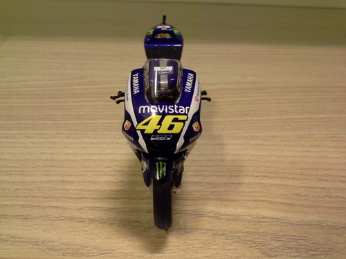 Miniatura Rossi Yamaha Testbike 2016 Minichamps 1:18 (11 Cm) Cor Azul