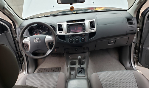 Imagem 10 de 15 de Toyota Hilux Flex Sr 2.7 C.d. Automática