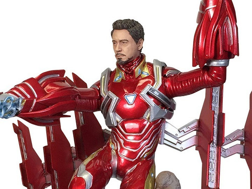 Iron Man Mk 50 Tony S Diamond Select Gallery Diorama Marvel