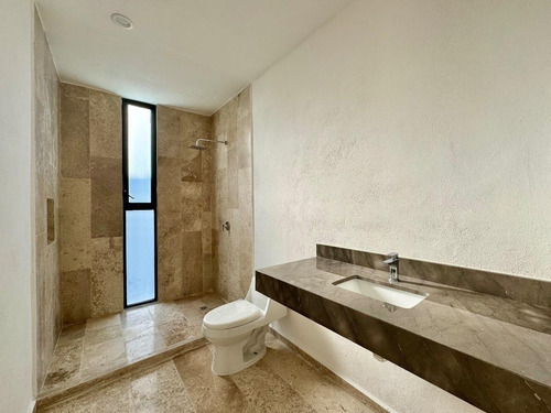 Townhouse En Venta En Temozón Norte En Merida Yucatán.