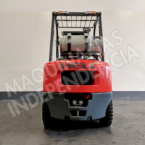 Imagen 3 de 11 de Autoelevador Heli 3000 Kg Nafta Gas Nissan Cpqyd30 Desplazad
