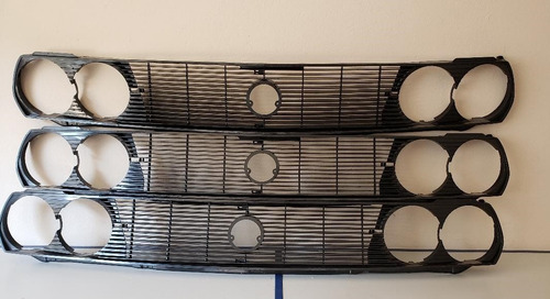 Imagem 2 de 4 de Grade Do Farol Passat Ts /78 Original Vw Nova