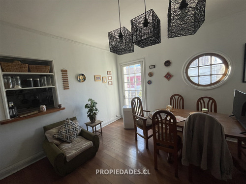Oficina Para Institución O Empresa En Venta En Providencia.
