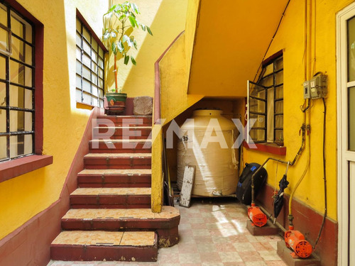¡inversión Ideal! Edificio Clásico En Venta En Nueva Santa María, C. Cruz Gálvez