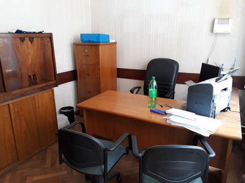 Imagen 4 de 14 de Oficina A La Venta En El Centro! 3 Amb Mas Recepción