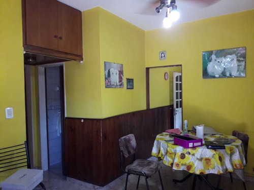 Imagen 4 de 10 de Moron Sur- Ph De 3 1/2 - Ambientes Con Cochera- Exc. Estado- Nuevo Valor !!!!