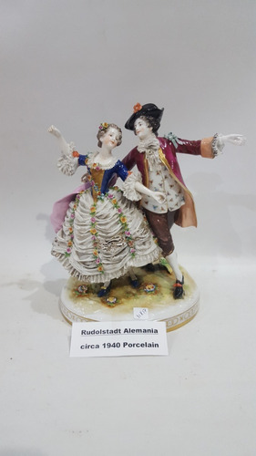 Pareja Porcelana Alemana Rudolstadt Cod 31817