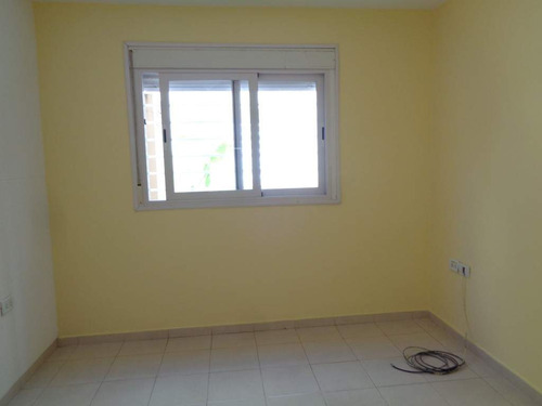 Barrio Alta Córdoba - Departamento De 2 Dormitorio, Amplio Y Luminoso Con Cocina Separada Equipada Y Baño