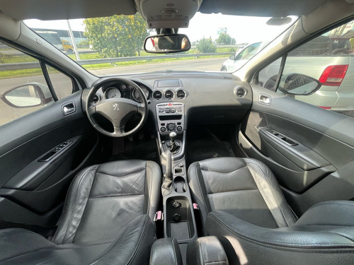 Peugeot 408 2.0 Feline 143cv