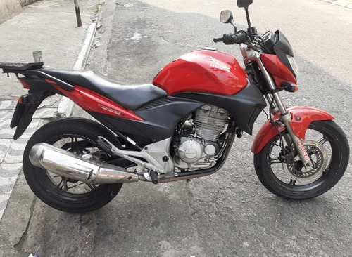 Imagem 1 de 4 de Honda Cbr 300