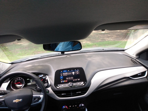 Chevrolet Onix Sedan 5 Puertas
